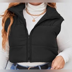 Black Crop Puffer Vest